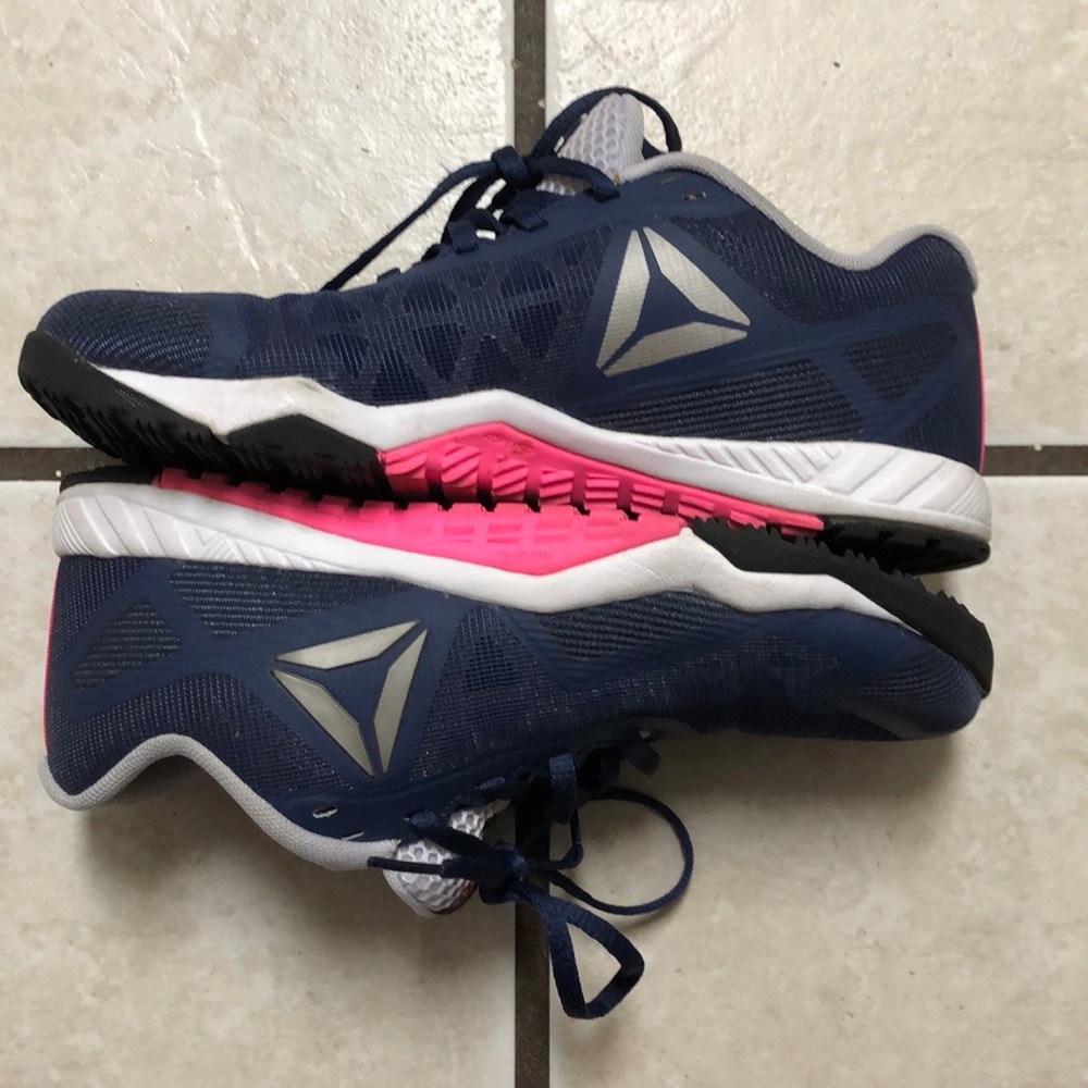 Reebok Nano 6.0 - CrossFit Shoe EUC size 7.5